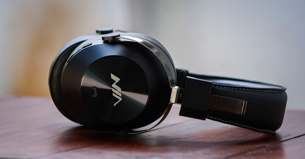 MUSE HiFi M300 Review: A Unique DAC/Amp with a Custom OS