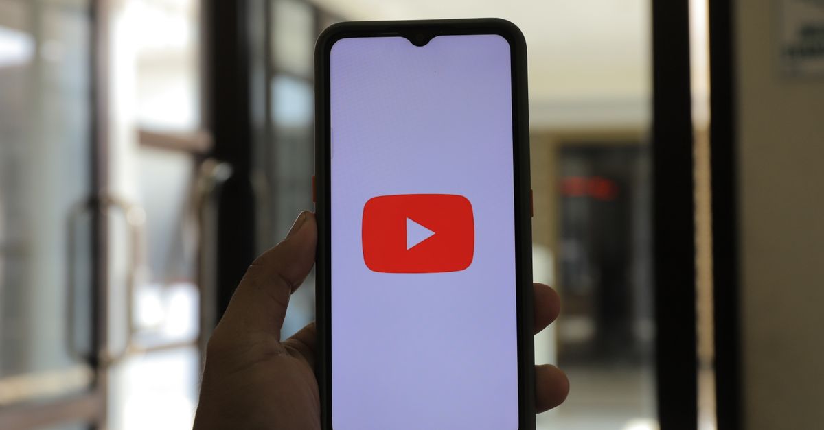 YouTube Description Checker