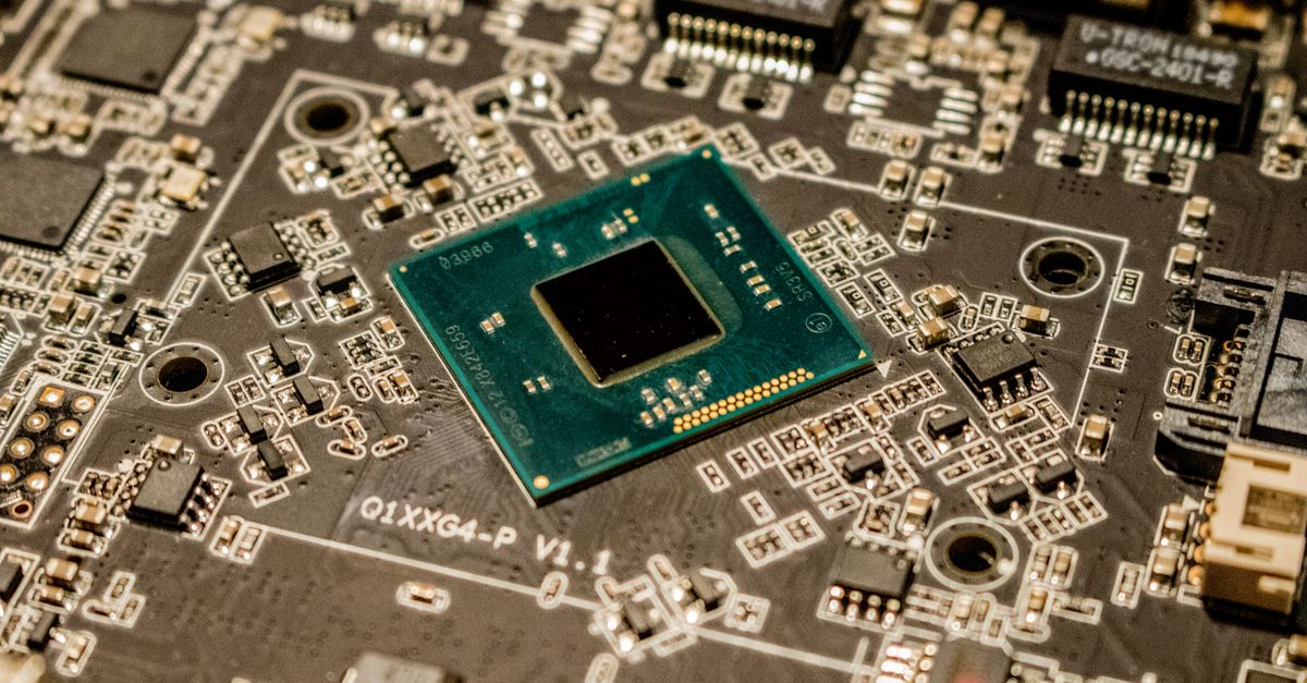 MSI Claw 8 EX AI+ Review: Intel Arc G3 Extreme Powers Next-Gen Handheld Gaming